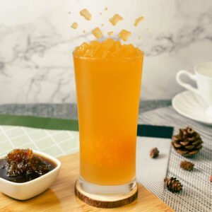 愛玉香柚綠茶飲品，搭配中華愛玉與香柚果醬